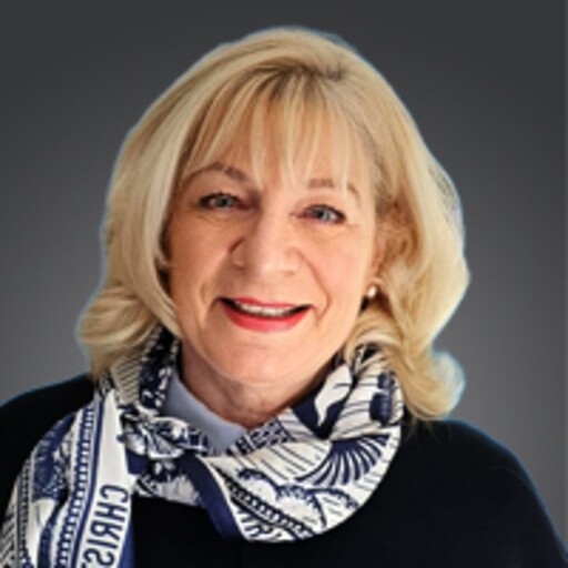 Ilona Gavros